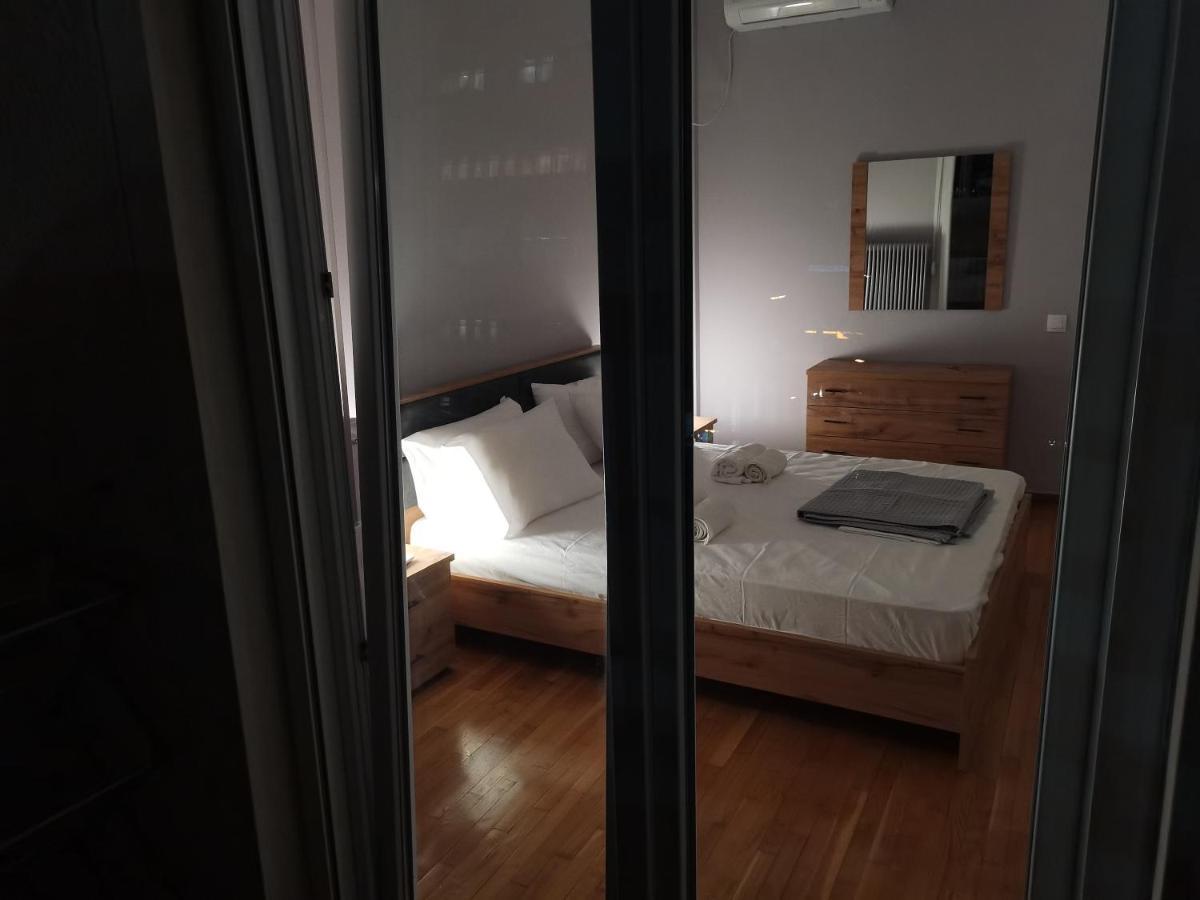 Penthouse Spacious W Super Wifi & Terrace, 2 Min From Metro Athènes Extérieur photo